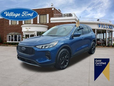 Certified 2023 Ford Escape Active w/ Tech Pack #2 AWD/4WD image 1