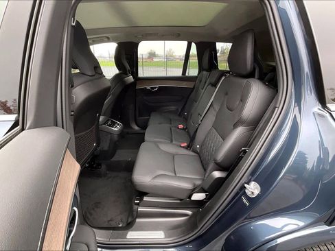 New 2026 Volvo XC90 B5 Plus image 12