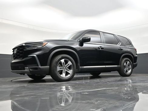Used 2025 Honda Pilot EX-L image 21