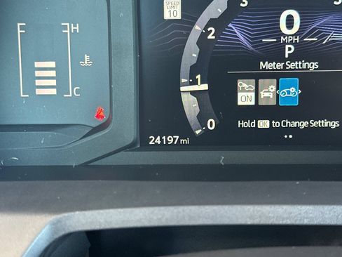 Certified 2024 Toyota Tacoma SR5 AWD/4WD image 28