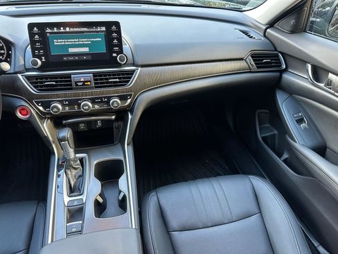 Used 2019 Honda Accord EX-L image 18