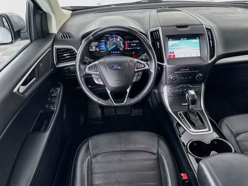 Used 2018 Ford Edge SEL w/ Equipment Group 201A AWD/4WD image 2