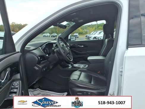 Used 2023 Chevrolet Traverse RS w/ LPO, Floor Liner Package image 12