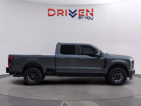 Used 2024 Ford F250 Lariat w/ Sport Appearance Package image 6