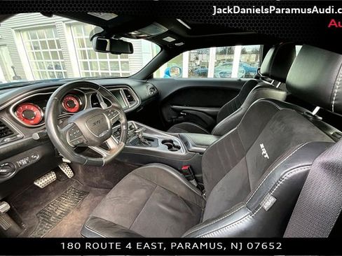 Used 2016 Dodge Challenger SRT Hellcat image 13