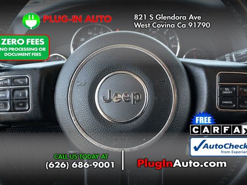 Used 2017 Jeep Wrangler Unlimited Sport w/ Connectivity Group AWD/4WD image 19