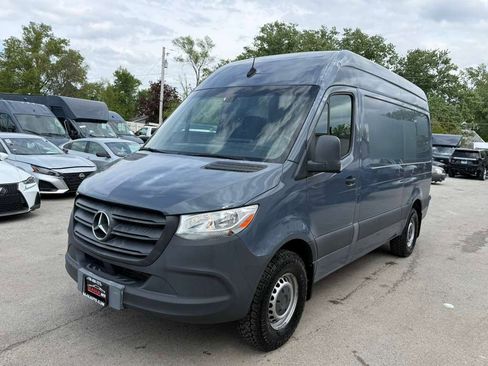 Used 2019 Mercedes-Benz Sprinter 144 image 42