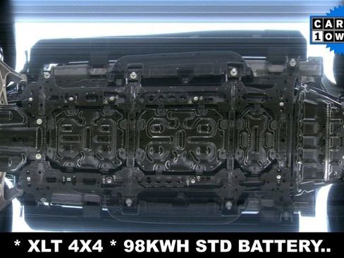 Used 2025 Ford F150 Lightning XLT AWD/4WD image 23