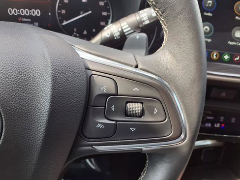 Used 2023 Buick Envision Preferred image 12