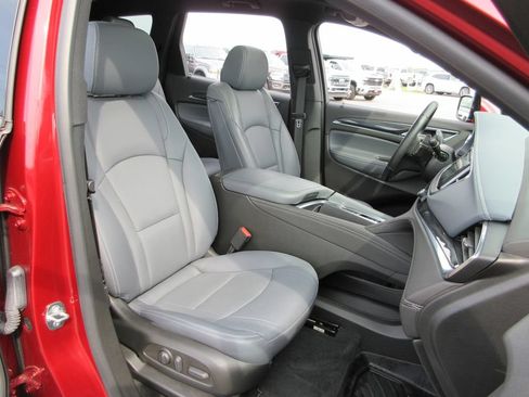 Used 2023 Buick Enclave Essence w/ Experience Buick Package AWD/4WD image 25