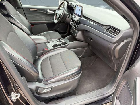 Used 2024 Ford Escape ST-Line w/ Cold Weather Package image 29