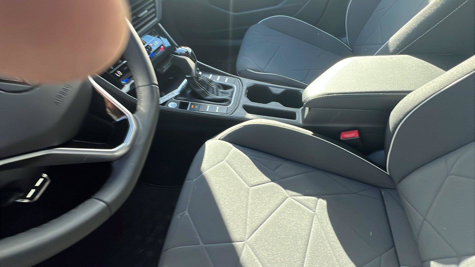 New 2027 Volkswagen Jetta Sport FWD image 23