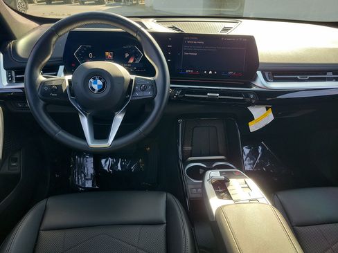 Used 2026 BMW X1 xDrive28i w/ Technology Package AWD/4WD image 11