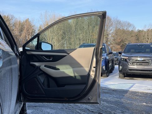 Used 2022 Subaru Legacy Premium image 32