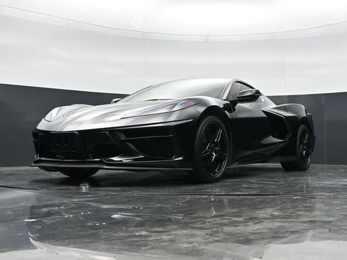 Used 2023 Chevrolet Corvette Stingray Coupe w/ Z51 Performance Package RWD image 40