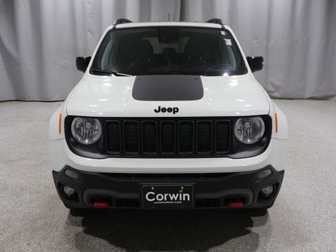 Used 2023 Jeep Renegade Trailhawk w/ Trailhawk Elite Group AWD/4WD image 9