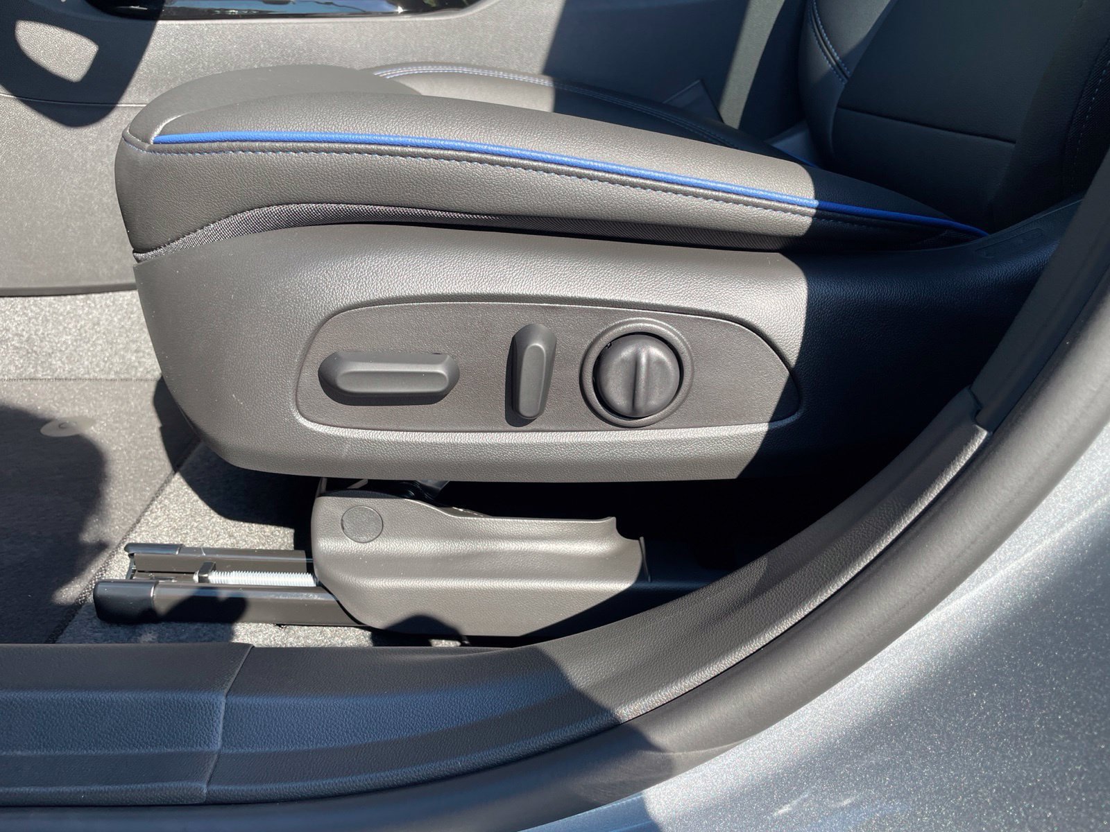 New 2026 Buick Envista Sport Touring w/ Convenience I Package FWD image 14