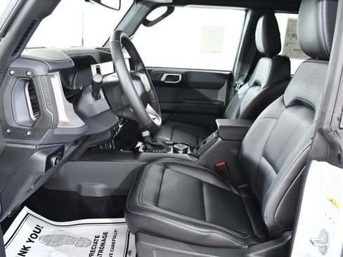 New 2026 Ford Bronco Outer Banks AWD/4WD image 6