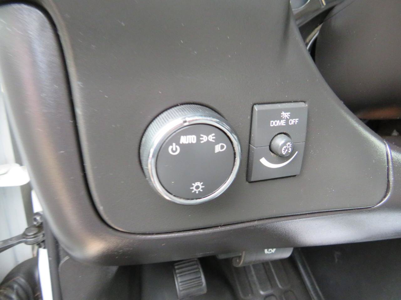 Used 2014 Chevrolet Express 2500 RWD image 11