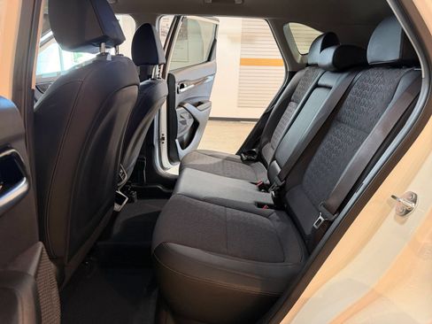 Used 2025 Kia Seltos S FWD image 27