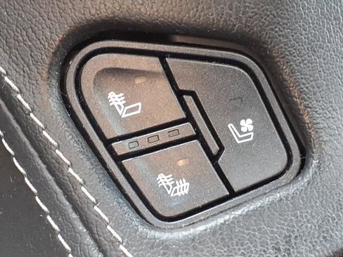 Used 2019 Chevrolet Tahoe Premier image 24