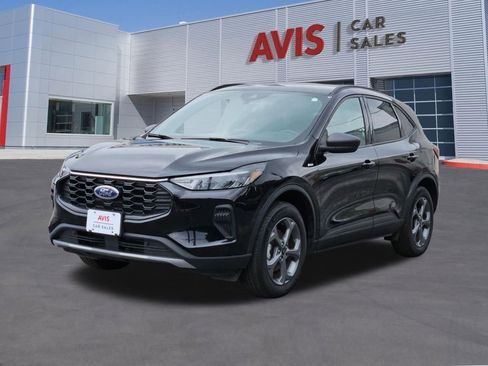 Used 2025 Ford Escape ST-Line AWD/4WD image 1