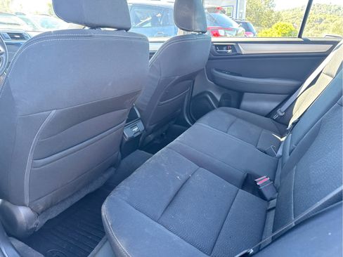 Used 2018 Subaru Legacy 2.5i Premium AWD/4WD image 10