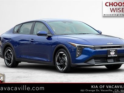 New 2025 Kia K4 EX