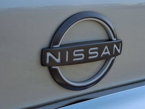 Certified 2023 Nissan Maxima Platinum w/ Sport Mat Group FWD image 31