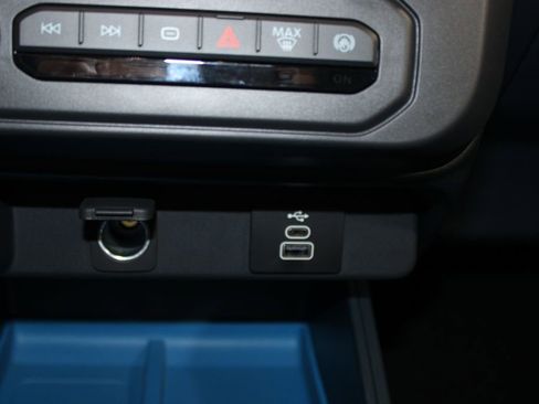 New 2026 Ford Maverick XLT w/ XLT Luxury Package image 41