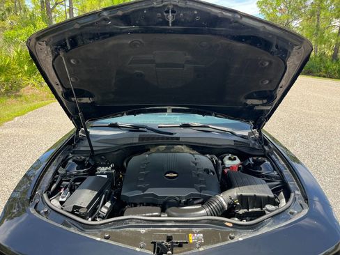 Used 2011 Chevrolet Camaro LT RWD image 23