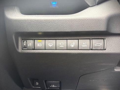 Used 2022 Toyota RAV4 XSE w/ Premium Package image 13