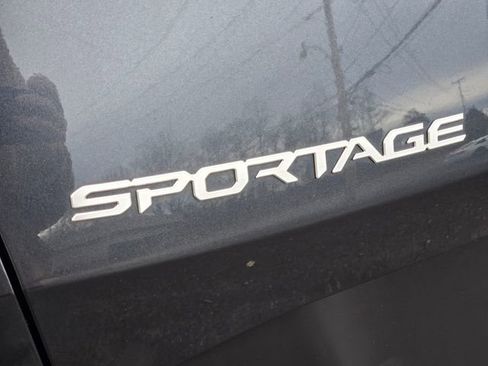 Used 2023 Kia Sportage EX image 13
