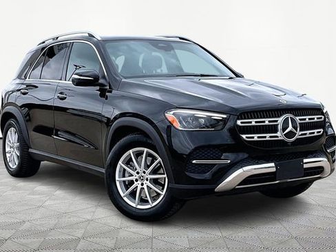 Used 2025 Mercedes-Benz GLE 350 4MATIC image 11
