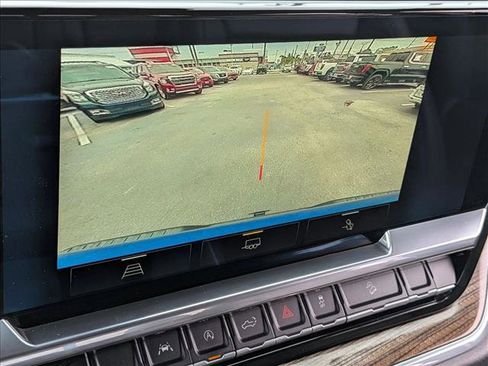 Used 2022 Chevrolet Silverado 1500 LT Trail Boss w/ Convenience Package II image 13