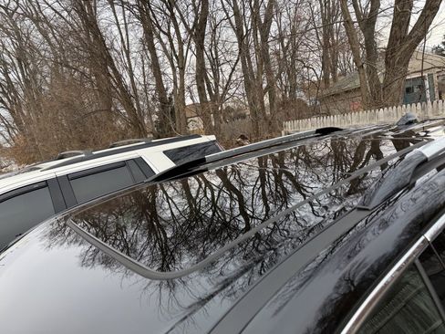 Used 2024 GMC Acadia Denali w/ Super Cruise Package image 2