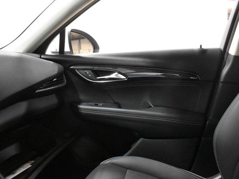 Used 2023 Buick Envision Essence FWD image 19