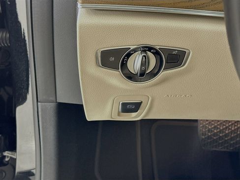 Certified 2022 Mercedes-Benz E 350 Sedan image 11