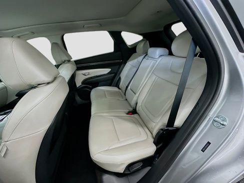 Used 2024 Hyundai Tucson Limited image 30