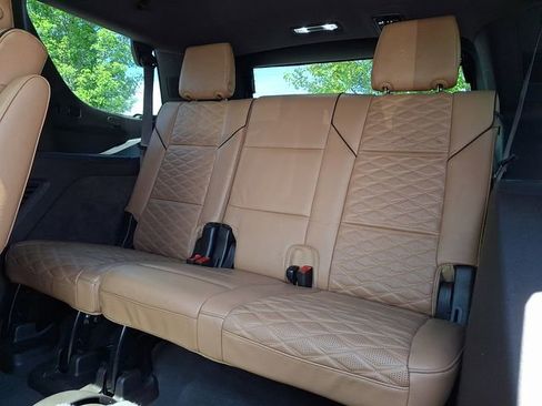 Used 2021 Cadillac Escalade Sport w/ Driver Assist Tech Package AWD/4WD image 10