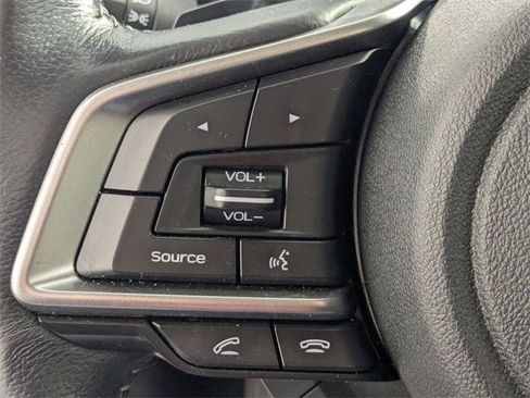 Used 2022 Subaru Ascent Limited w/ Technology Package image 16