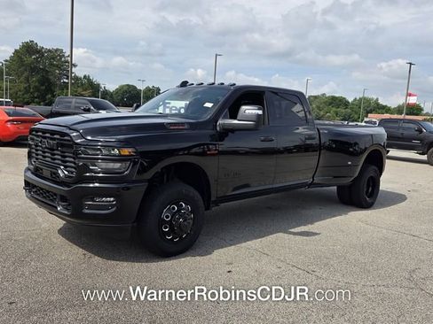 New 2026 RAM 3500 Big Horn AWD/4WD image 3