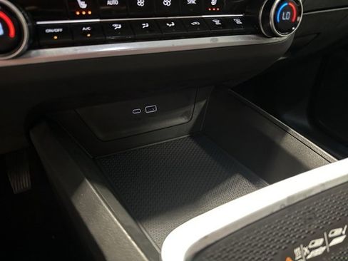 Used 2026 Chevrolet Equinox LT w/ Convenience Package II image 30