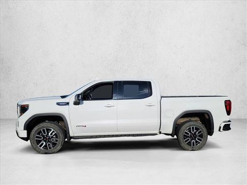 Used 2025 GMC Sierra 1500 AT4 w/ AT4 Premium Package AWD/4WD image 7
