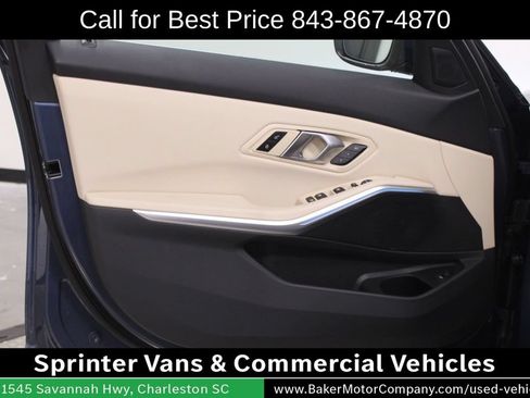 Used 2025 BMW 330i Sedan w/ Premium Package RWD image 17