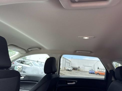 Used 2024 Ford Edge SE AWD/4WD image 16