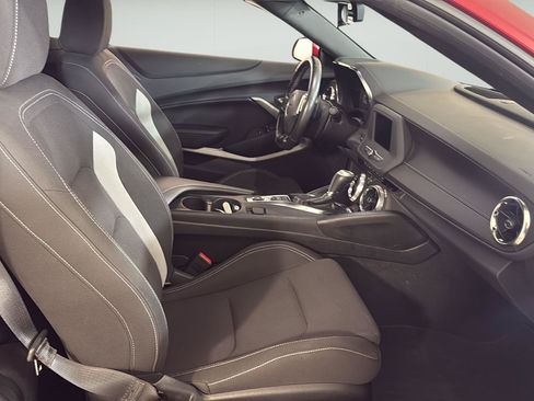 Used 2023 Chevrolet Camaro LT RWD image 18