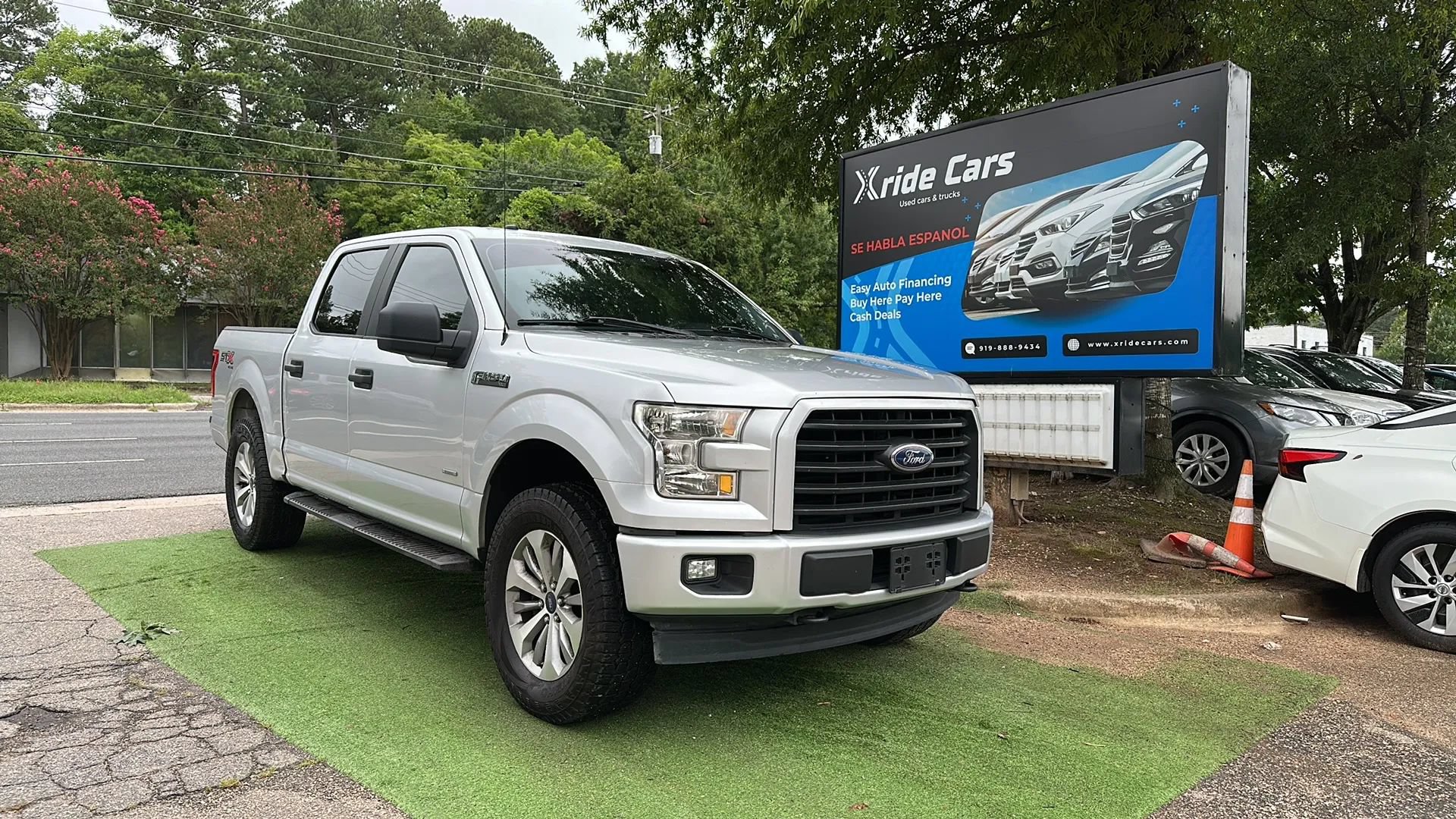 Used 2017 Ford F150 XL w/ Equipment Group 101A Mid AWD/4WD image 1