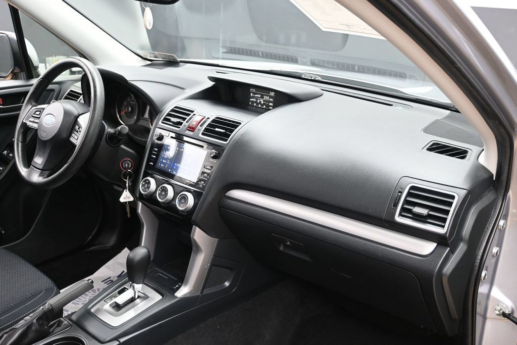 Used 2016 Subaru Forester 2.5i Premium AWD/4WD image 26