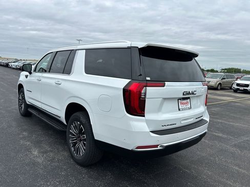 New 2026 GMC Yukon XL Elevation w/ Elevation Premium Package AWD/4WD image 8